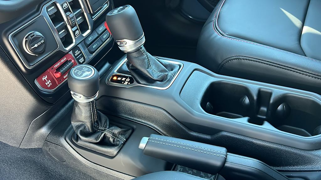Thumbnail: 2026 Jeep Wrangler - 15