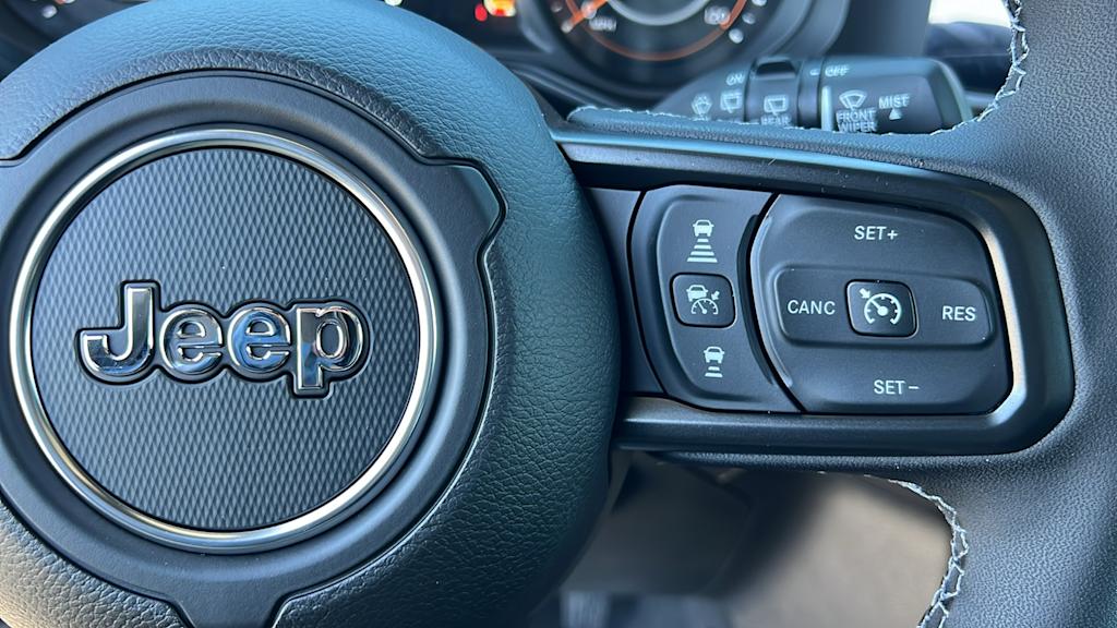 Thumbnail: 2026 Jeep Wrangler - 27