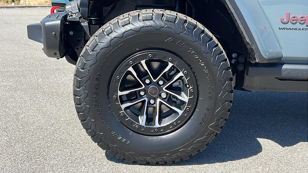Thumbnail: 2026 Jeep Wrangler - 8