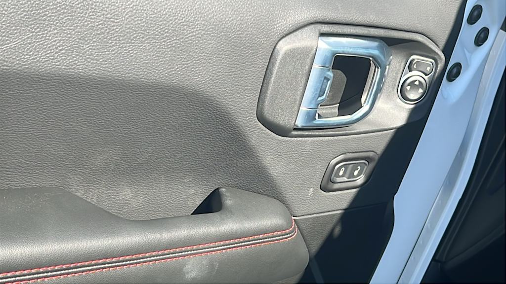 Thumbnail: 2026 Jeep Wrangler - 28