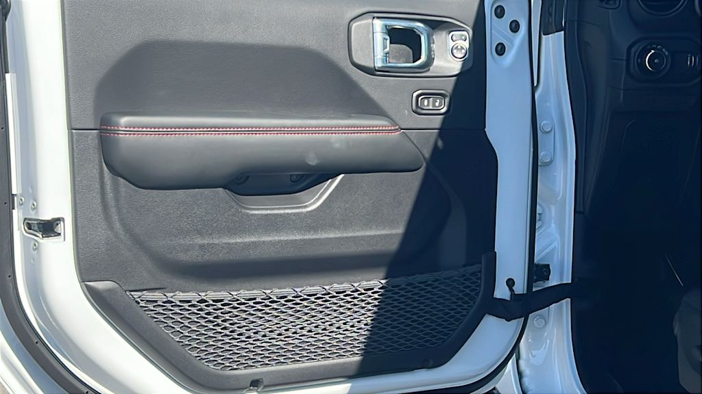 Thumbnail: 2026 Jeep Wrangler - 29