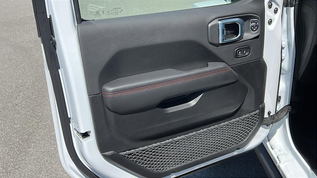 Thumbnail: 2026 Jeep Wrangler - 29