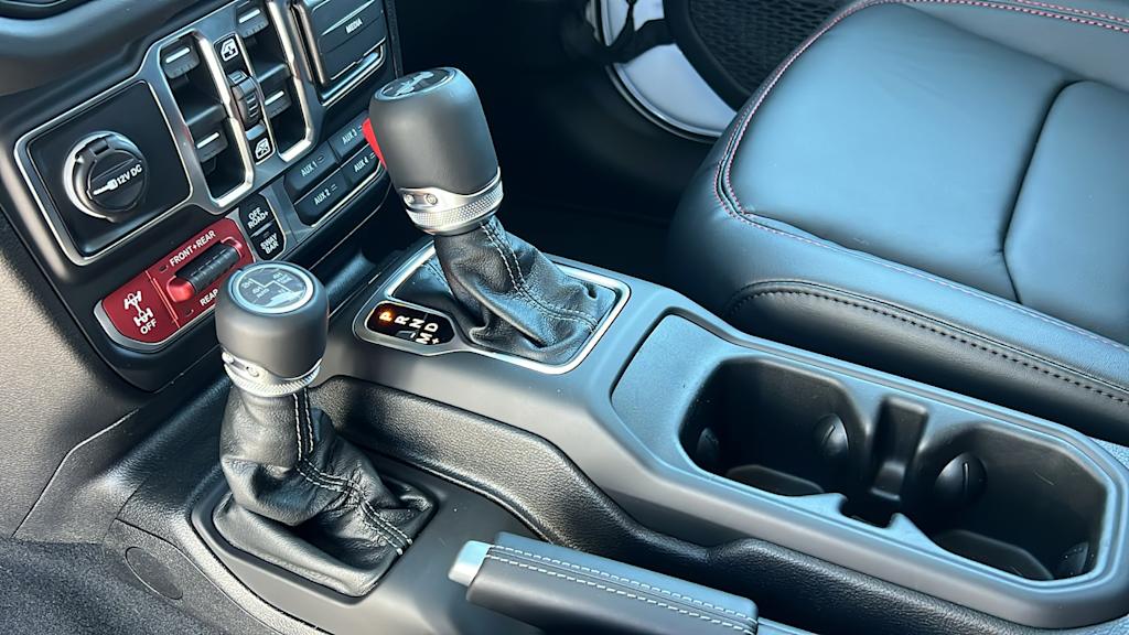 Thumbnail: 2026 Jeep Wrangler - 15