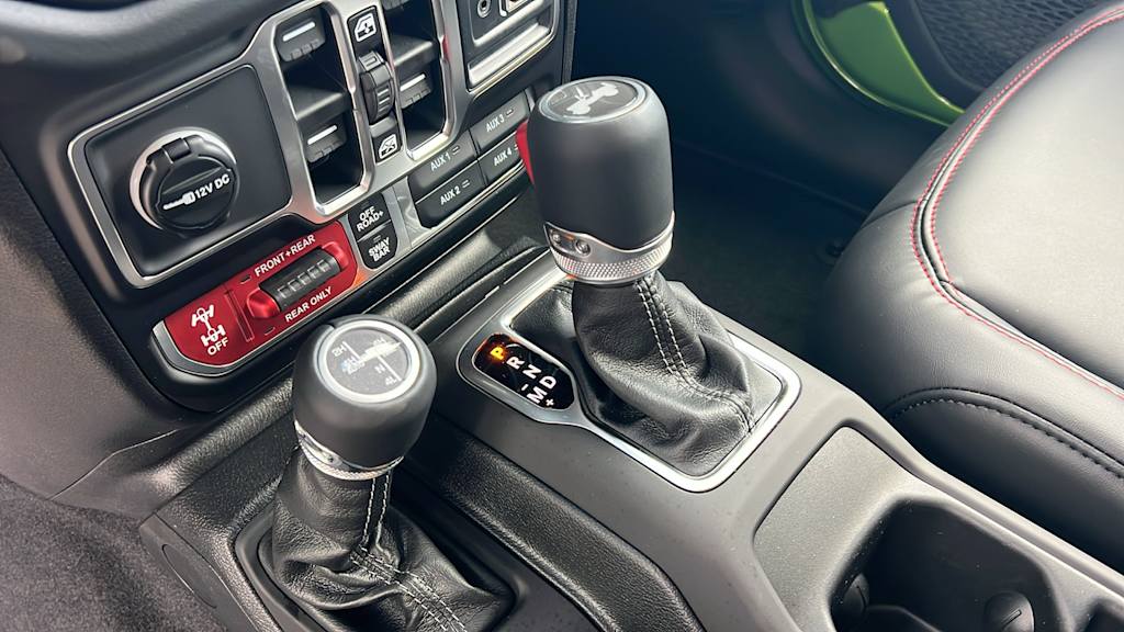 Thumbnail: 2026 Jeep Wrangler - 15