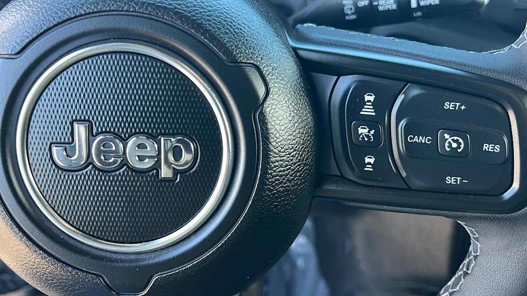 Thumbnail: 2026 Jeep Wrangler - 27