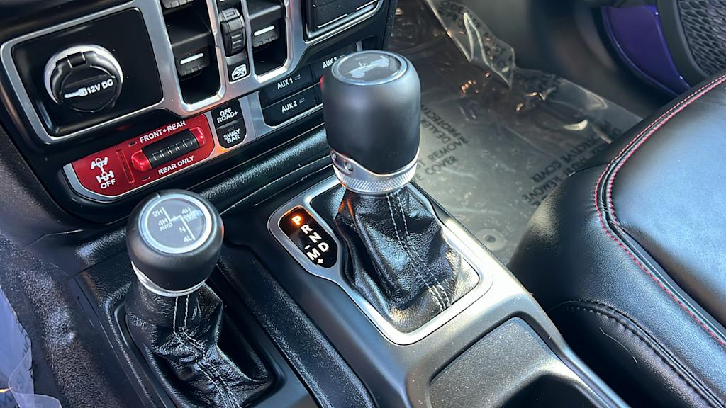 Thumbnail: 2026 Jeep Wrangler - 15
