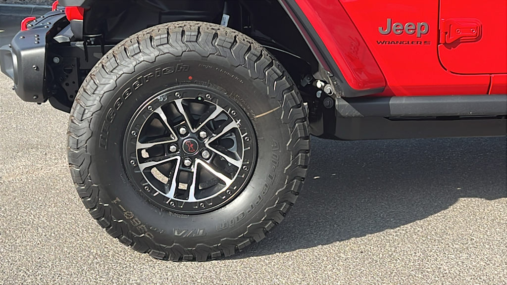 Thumbnail: 2026 Jeep Wrangler - 8