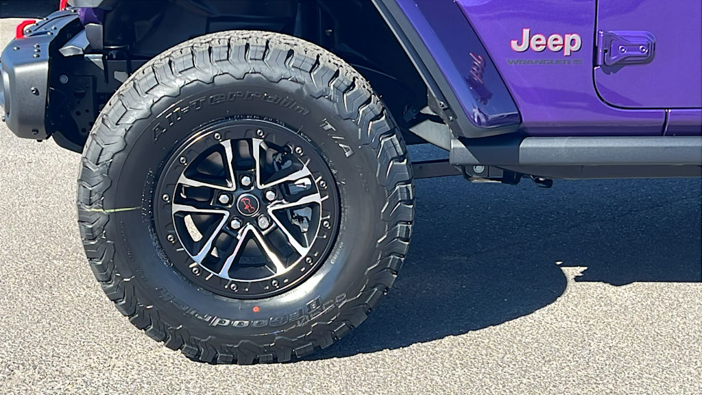 Thumbnail: 2026 Jeep Wrangler - 8