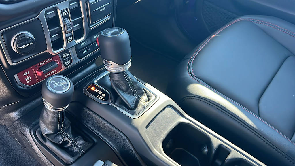 Thumbnail: 2026 Jeep Wrangler - 15