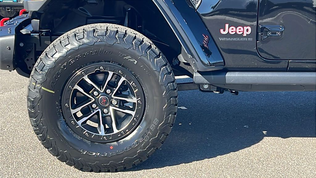 Thumbnail: 2026 Jeep Wrangler - 8