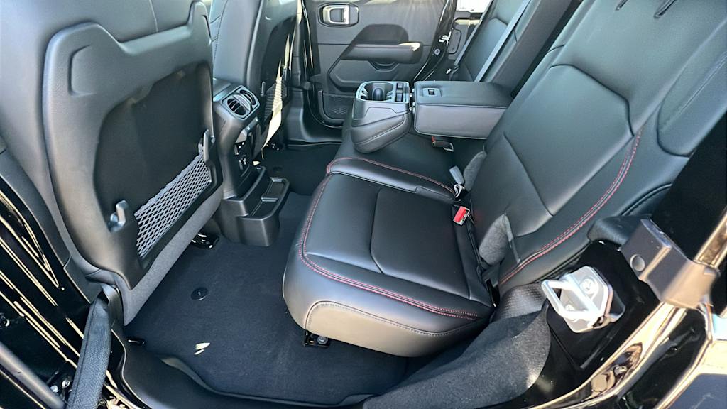 Thumbnail: 2026 Jeep Wrangler - 12