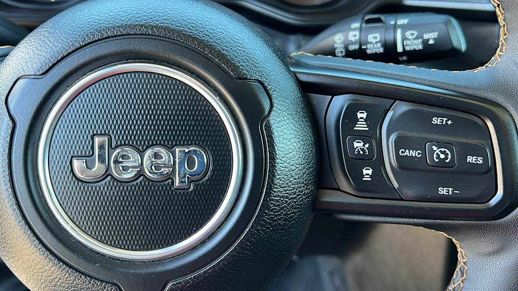 Thumbnail: 2024 Jeep Wrangler - 27