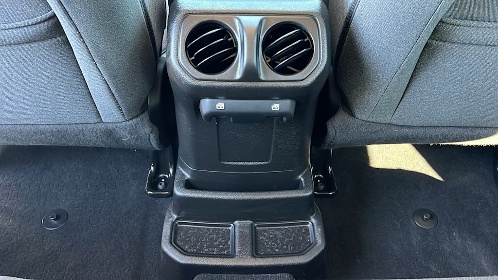 Thumbnail: 2024 Jeep Wrangler - 30