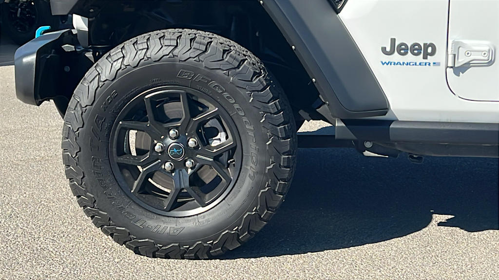 Thumbnail: 2024 Jeep Wrangler - 8