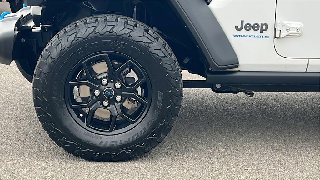 Thumbnail: 2024 Jeep Wrangler - 8