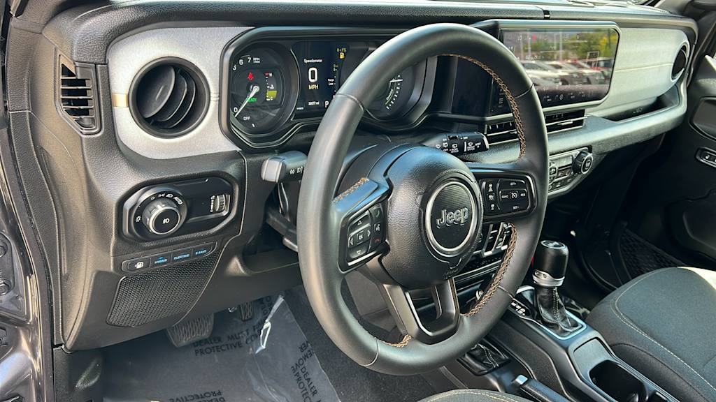 Thumbnail: 2024 Jeep Wrangler - 2