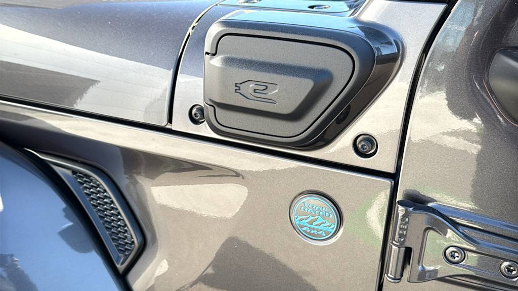 2024 Jeep Wrangler Sport 4xe 31
