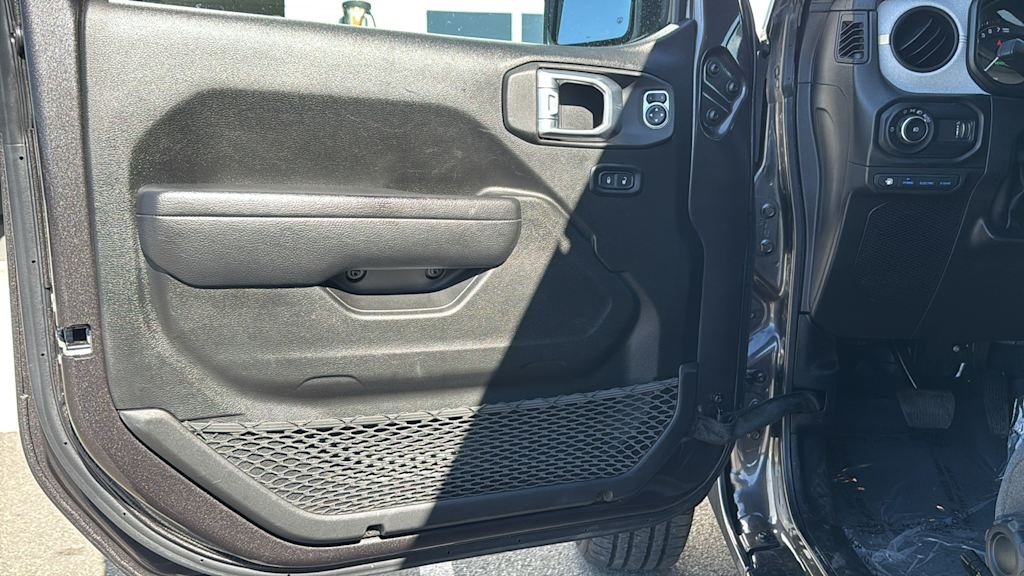 2024 Jeep Wrangler Sport 4xe 29