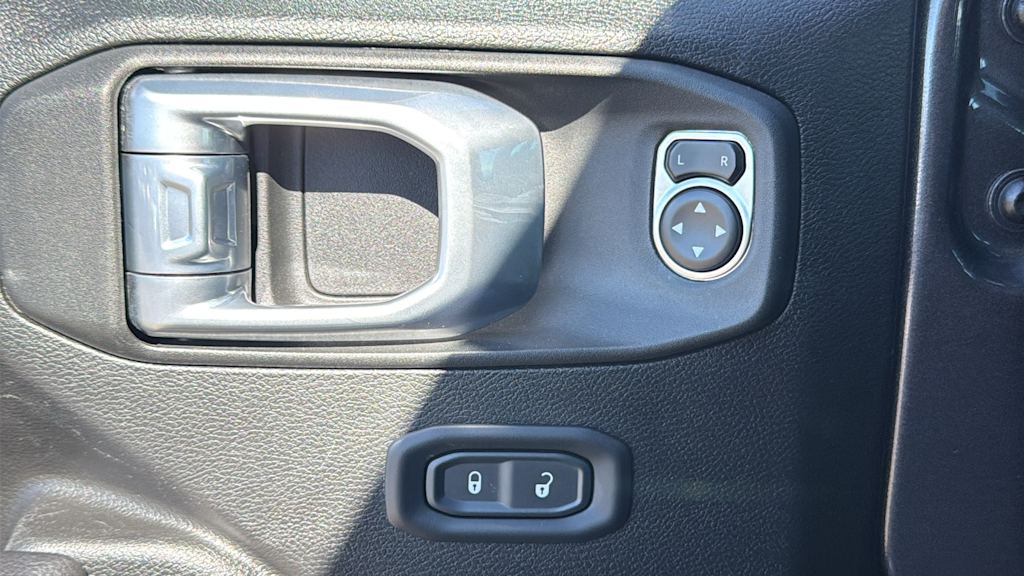 2024 Jeep Wrangler Sport 4xe 28