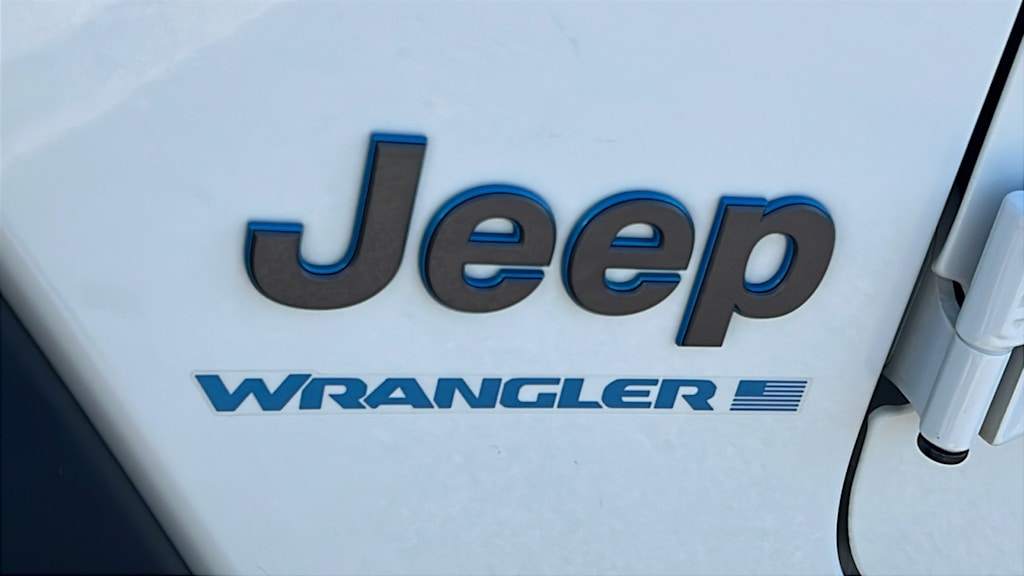 Thumbnail: 2024 Jeep Wrangler - 7
