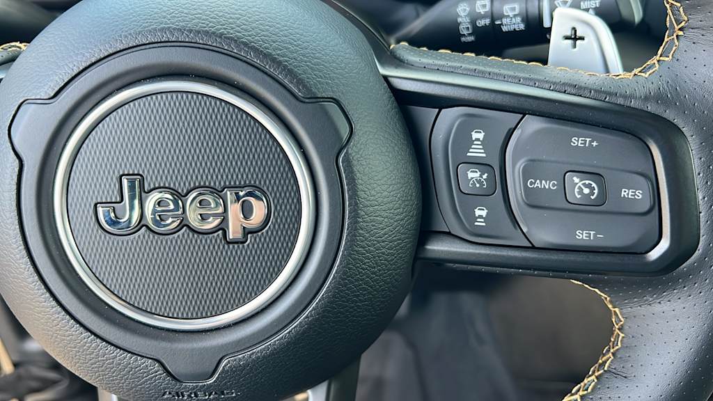 2025 Jeep Wrangler Rubicon 26