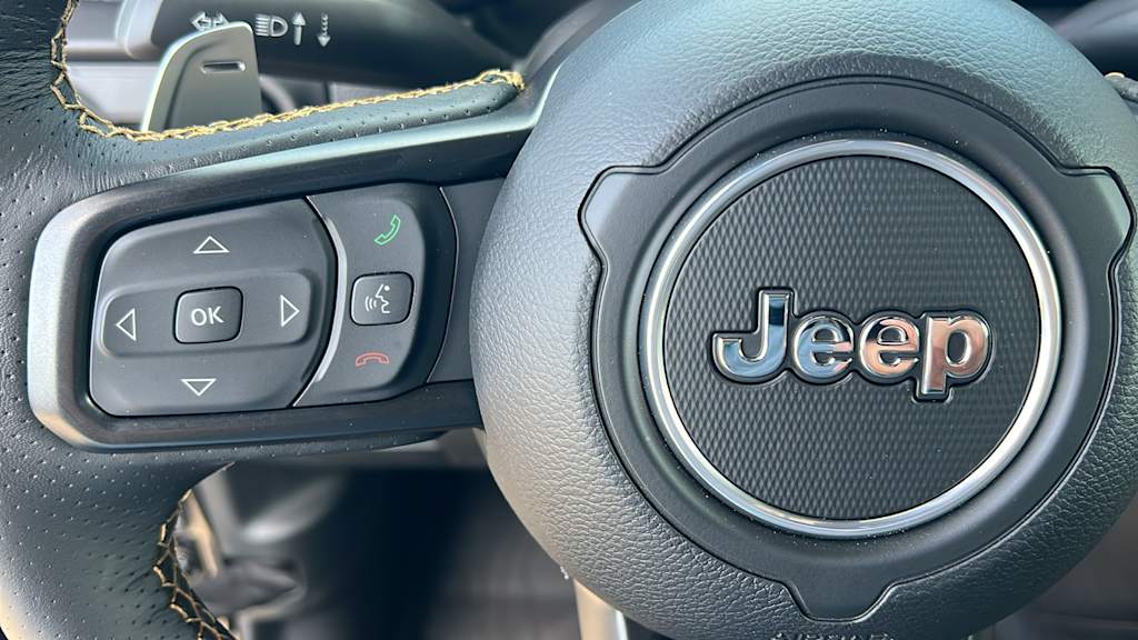 2025 Jeep Wrangler Rubicon 25