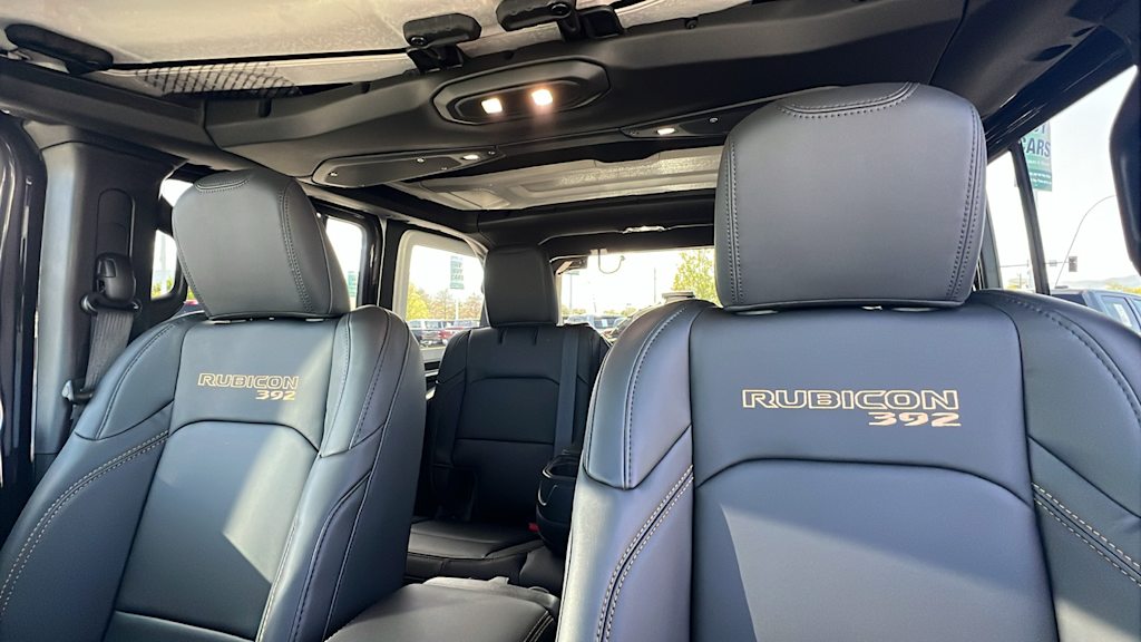 2025 Jeep Wrangler Rubicon 9
