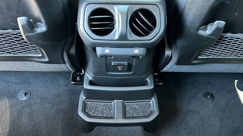 Thumbnail: 2025 Jeep Wrangler - 30