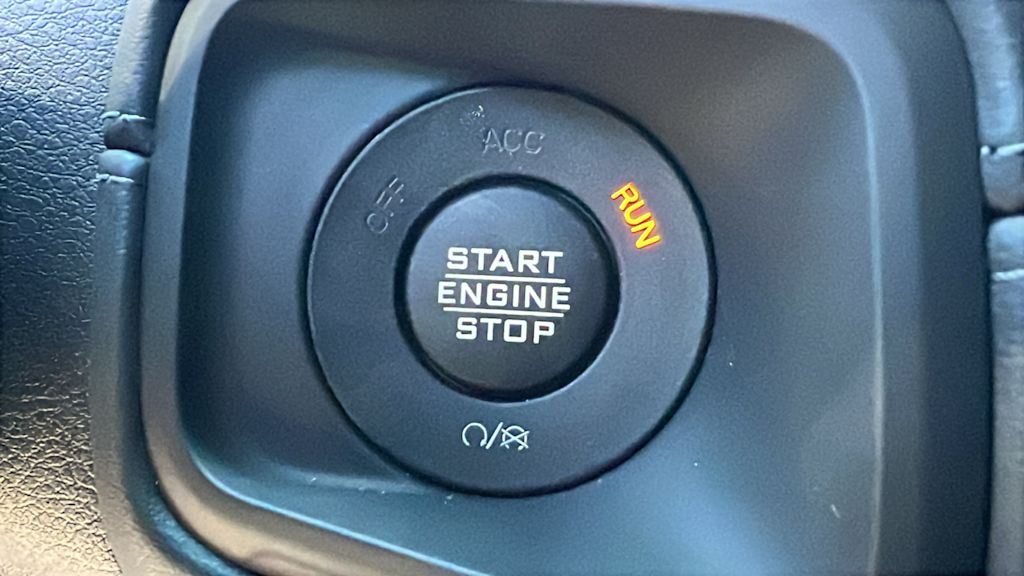 Thumbnail: 2025 Jeep Wrangler - 25