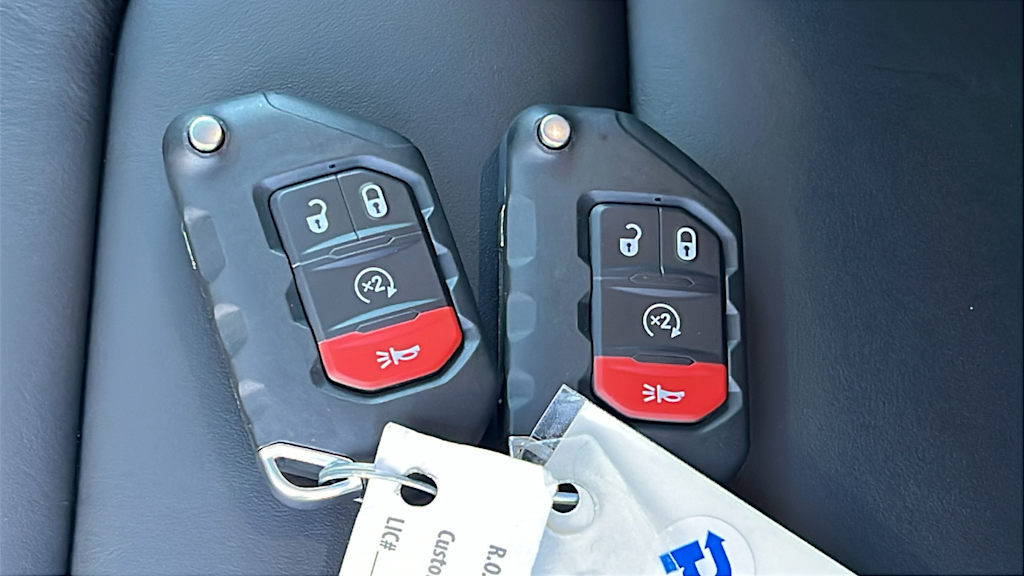 Thumbnail: 2025 Jeep Wrangler - 17