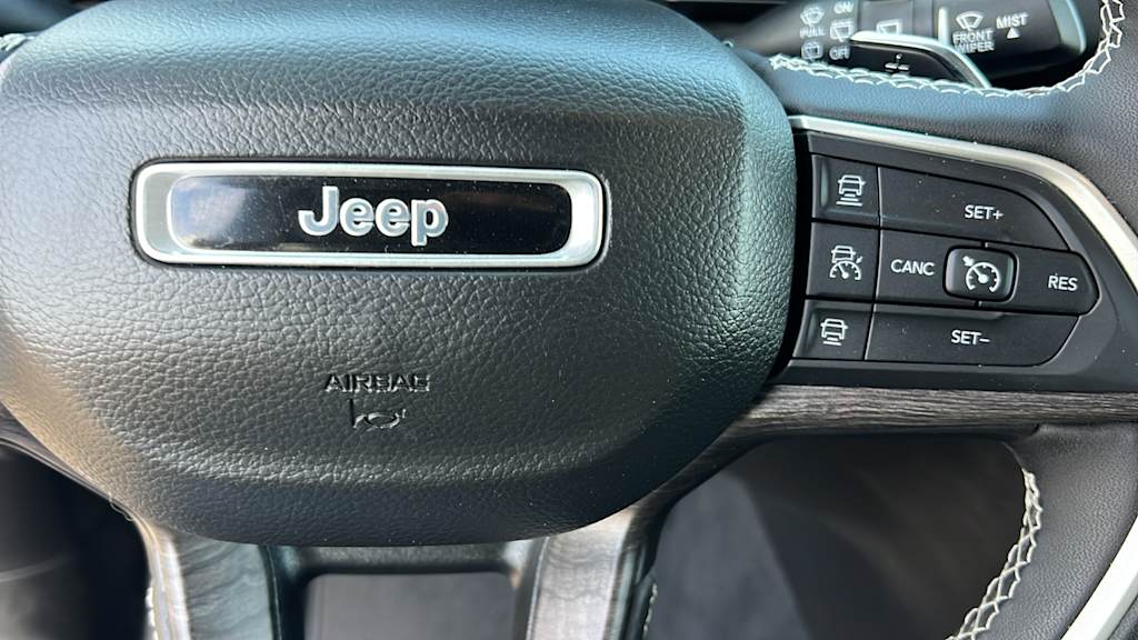 Thumbnail: 2022 Jeep Grand Cherokee - 26
