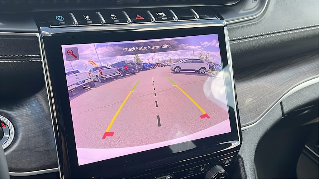 Thumbnail: 2024 Jeep Grand Cherokee - 24