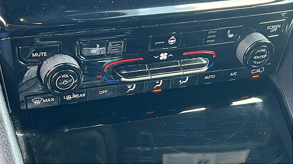 Thumbnail: 2024 Jeep Grand Cherokee - 23