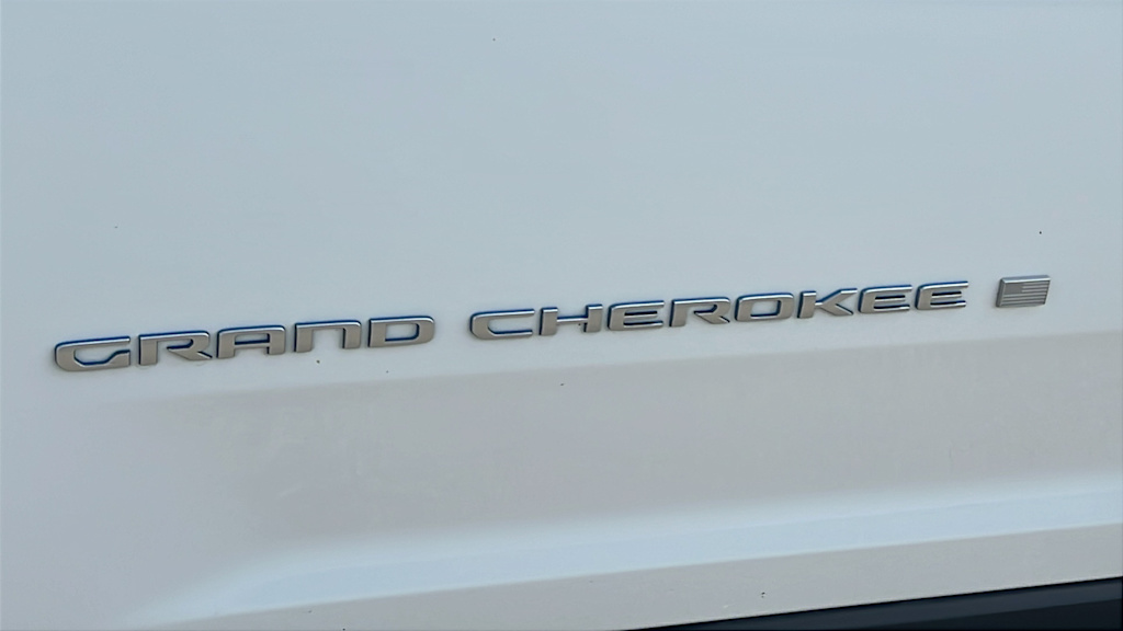 Thumbnail: 2024 Jeep Grand Cherokee - 7