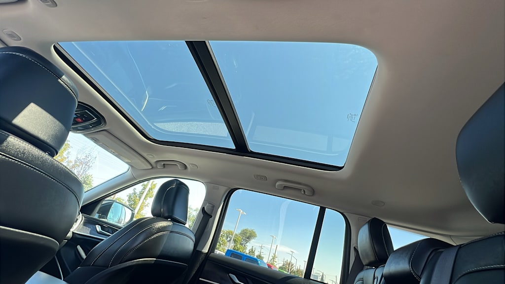 Thumbnail: 2024 Jeep Grand Cherokee - 31