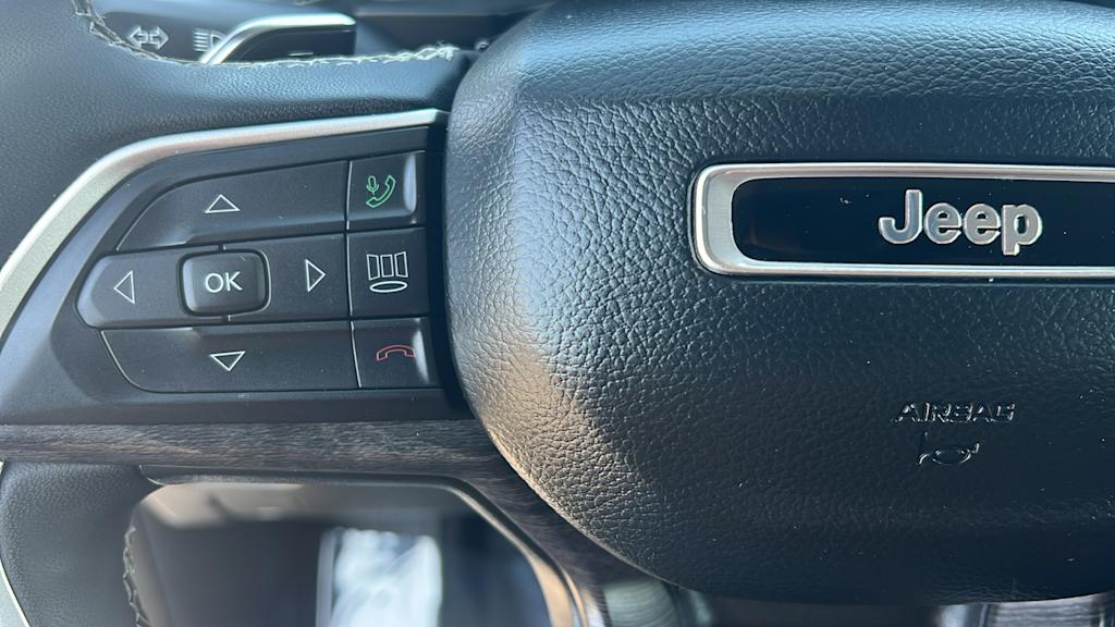 Thumbnail: 2024 Jeep Grand Cherokee - 25