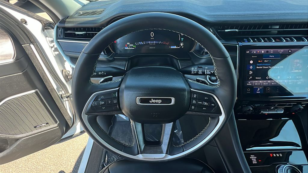 Thumbnail: 2024 Jeep Grand Cherokee - 9