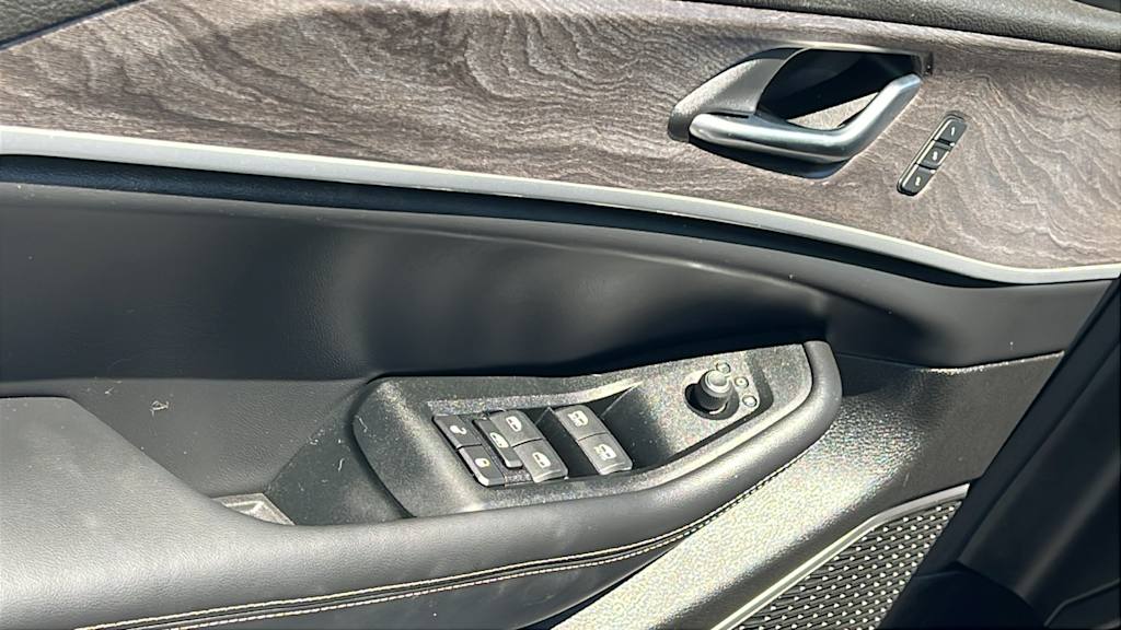 Thumbnail: 2025 Jeep Grand Cherokee - 26