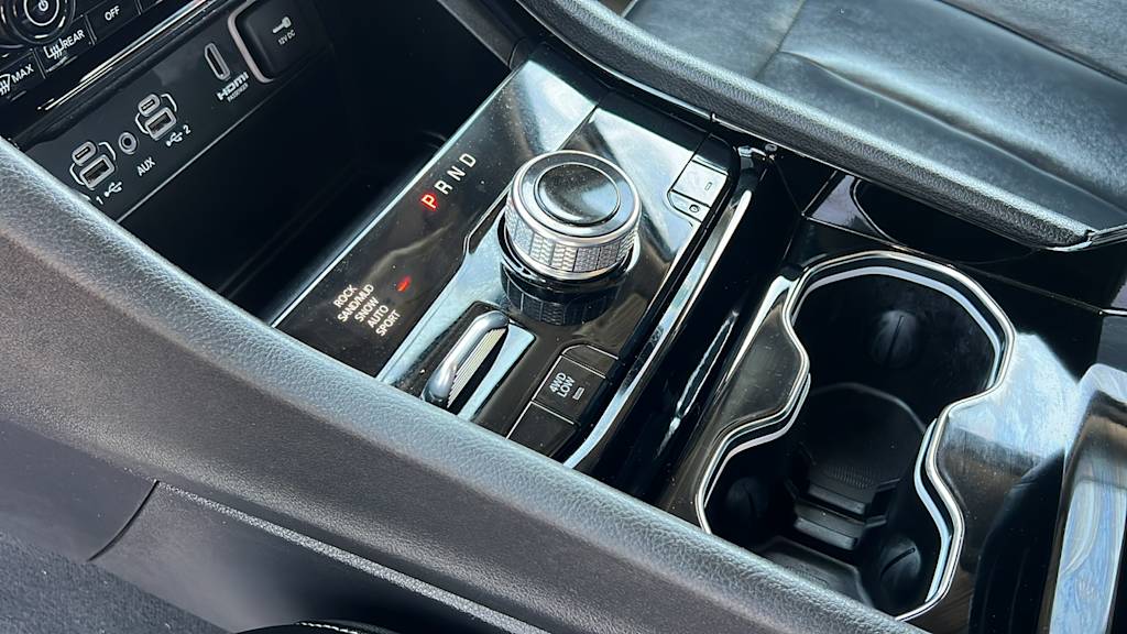 Thumbnail: 2022 Jeep Grand Cherokee - 9