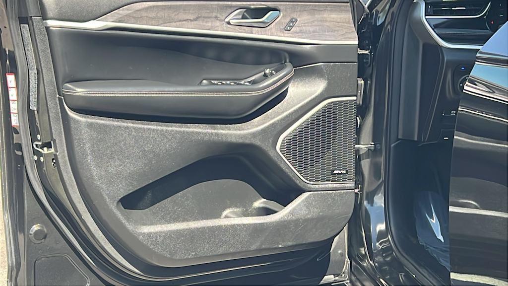 Thumbnail: 2023 Jeep Grand Cherokee - 27