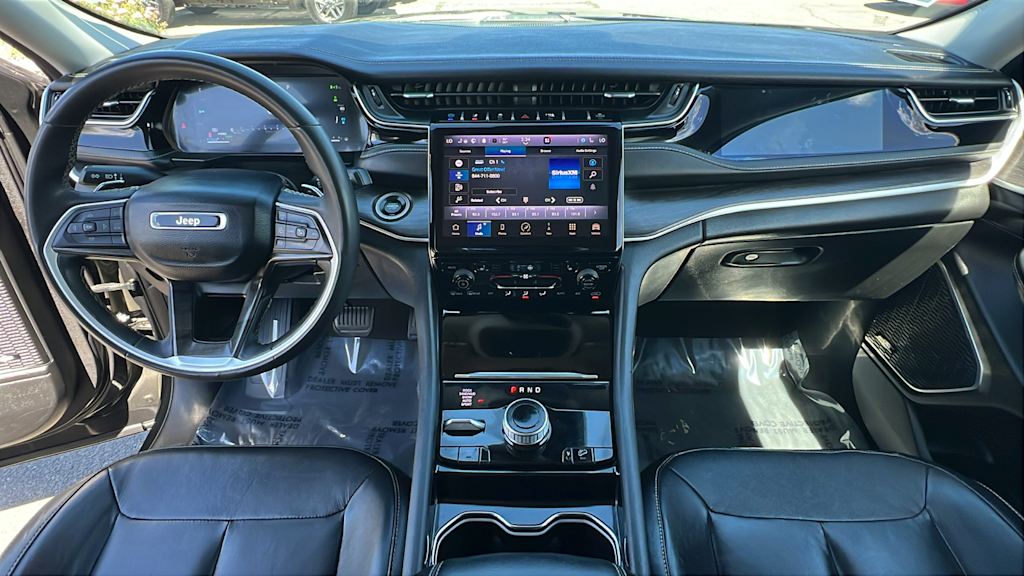 Thumbnail: 2023 Jeep Grand Cherokee - 13
