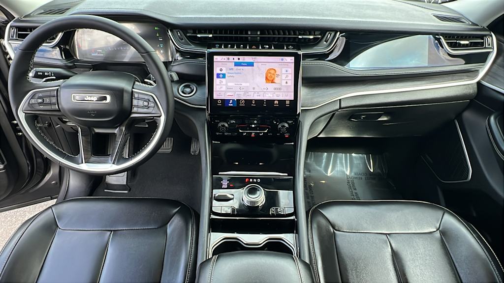 Thumbnail: 2023 Jeep Grand Cherokee - 12