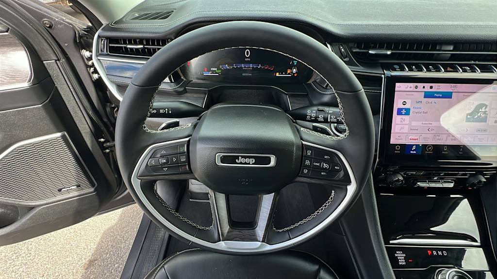 Thumbnail: 2023 Jeep Grand Cherokee - 11