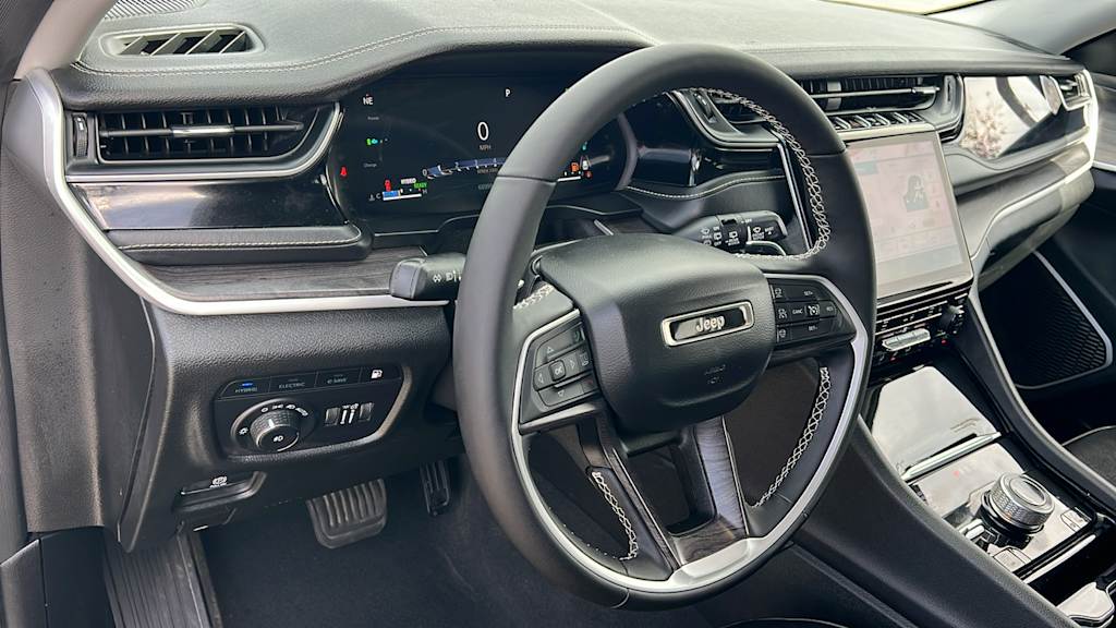 Thumbnail: 2023 Jeep Grand Cherokee - 2