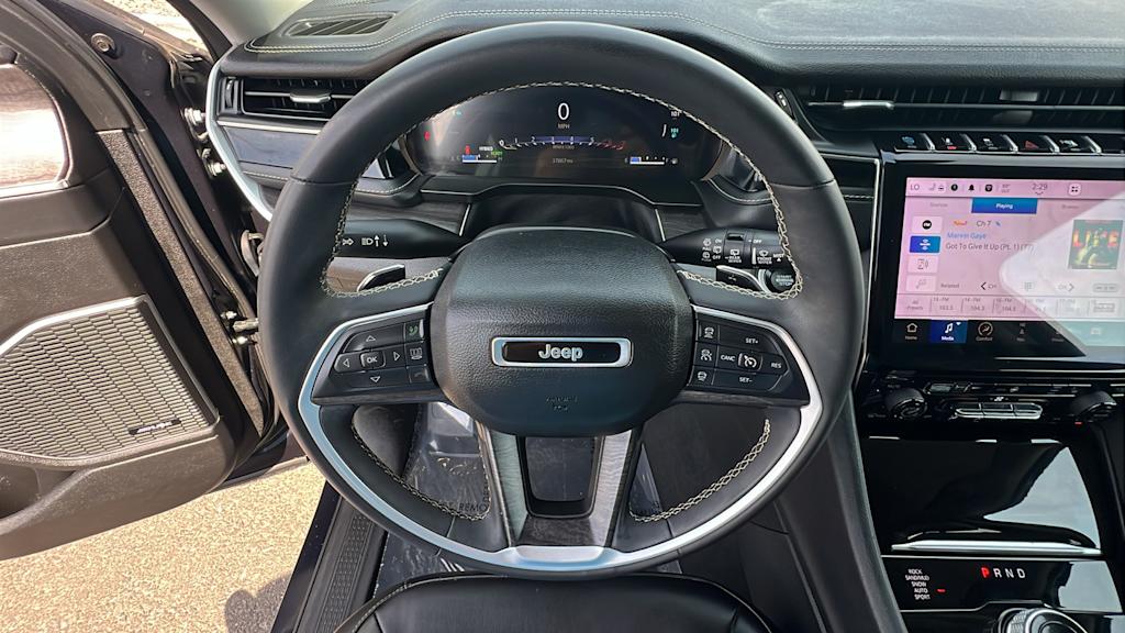 Thumbnail: 2023 Jeep Grand Cherokee - 13