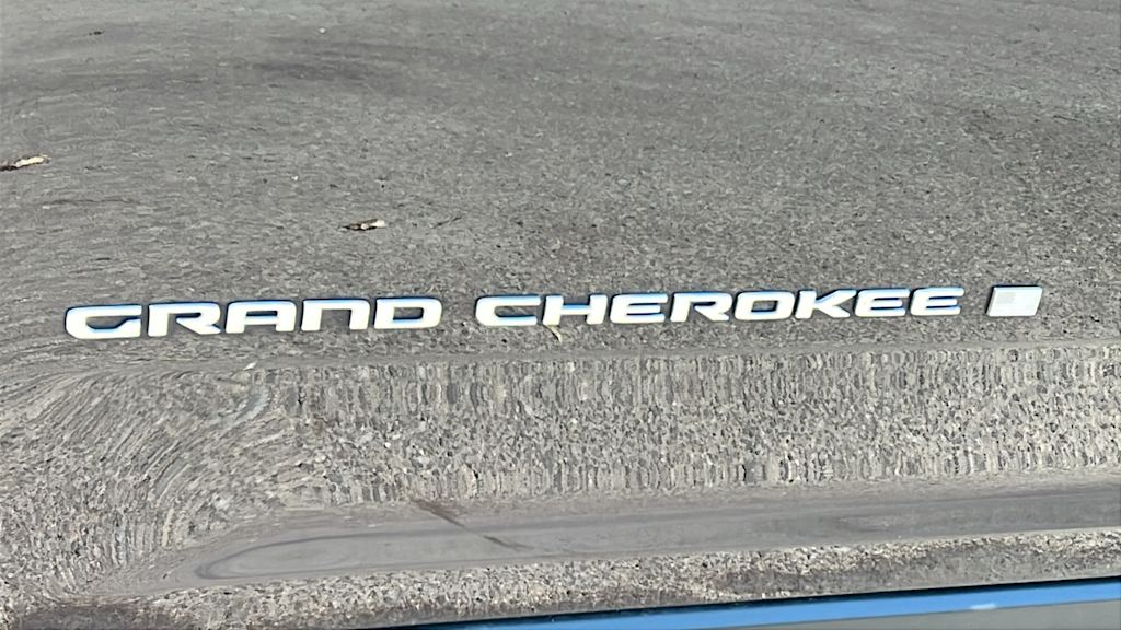 Thumbnail: 2022 Jeep Grand Cherokee - 7