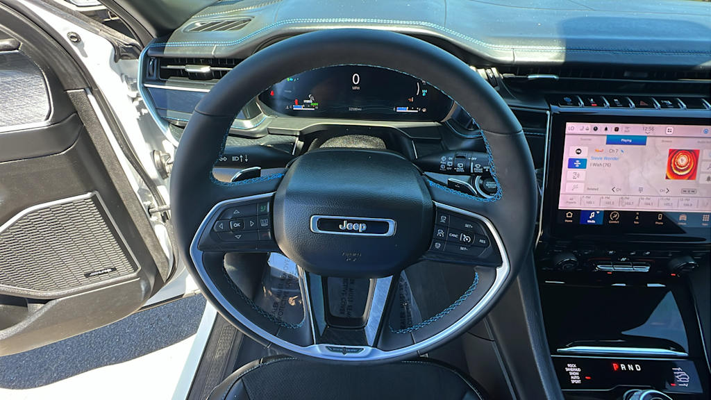 Thumbnail: 2022 Jeep Grand Cherokee - 13