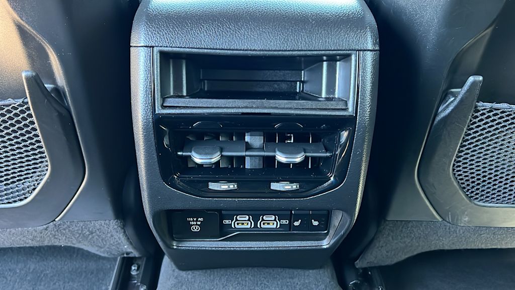 Thumbnail: 2022 Jeep Grand Cherokee - 30