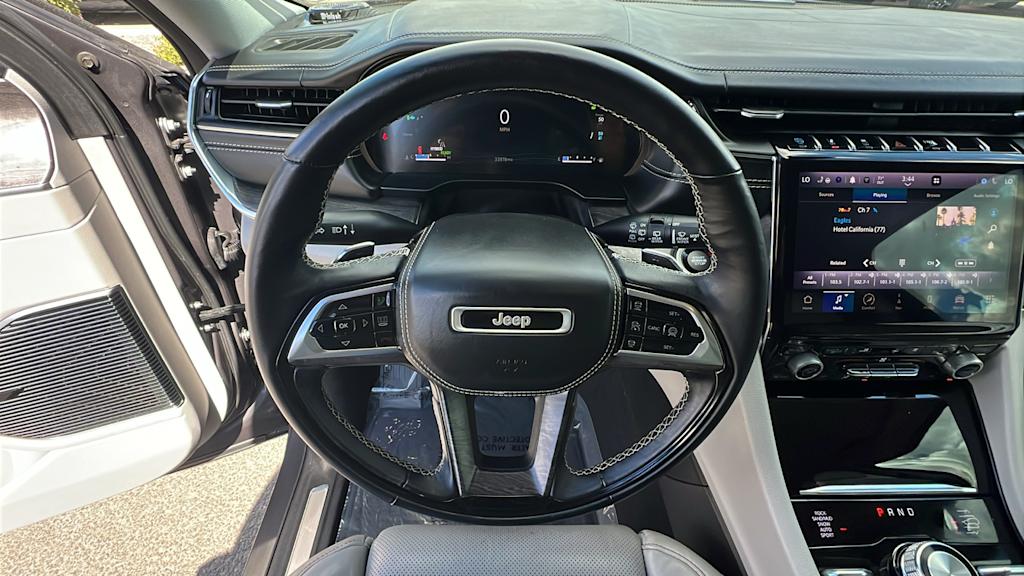 Thumbnail: 2022 Jeep Grand Cherokee - 9