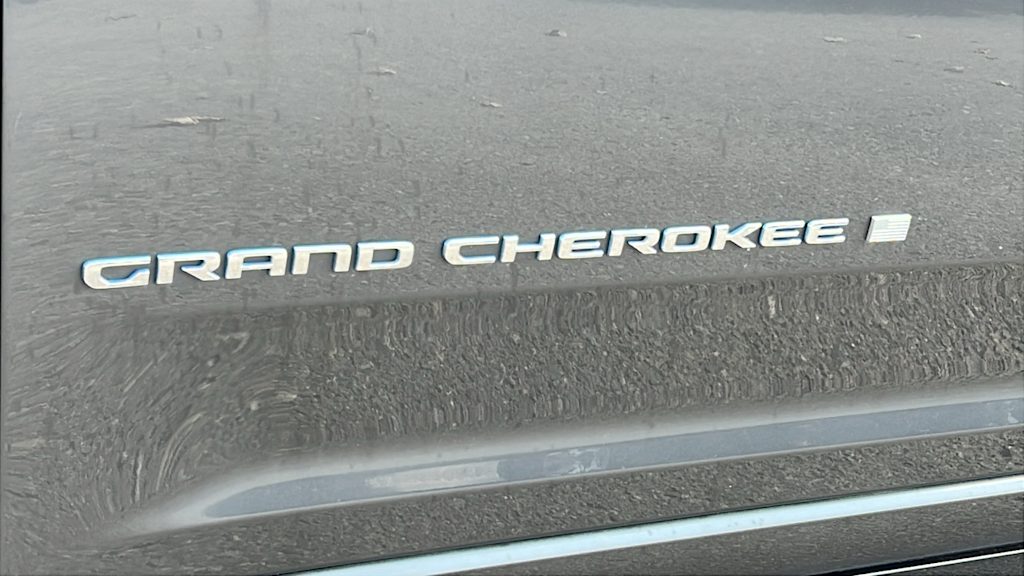 Thumbnail: 2024 Jeep Grand Cherokee - 7